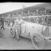 1926年ストラスブール・グランプリを走るブガッティ・レーシングカー