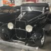 1932年式 Ford V8（フォード・モデル18）のフロントビュー。大衆車として初めてV8エンジンを広く普及させた歴史的モデル。
